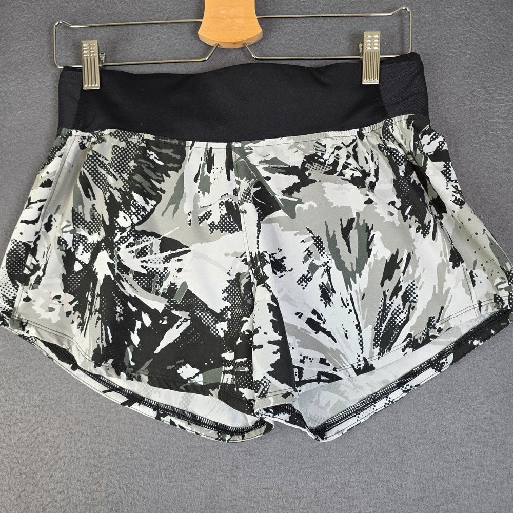 Under Armour Running Shorts Womens Medium Gray Camo Excellent Abstract Print